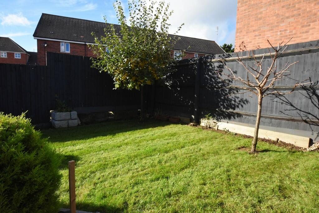 Additional property image - Overbecks Close, Rugby