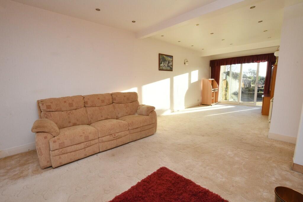 Additional property image - Crick Road, Rugby