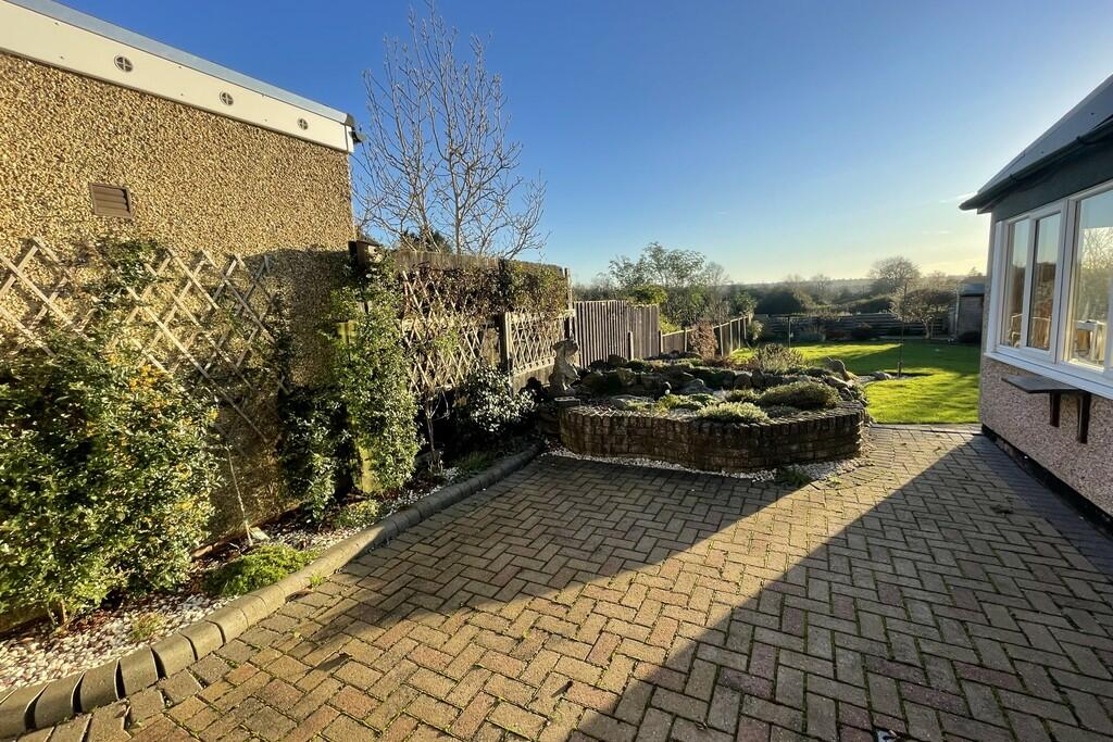 Additional property image - Crick Road, Rugby