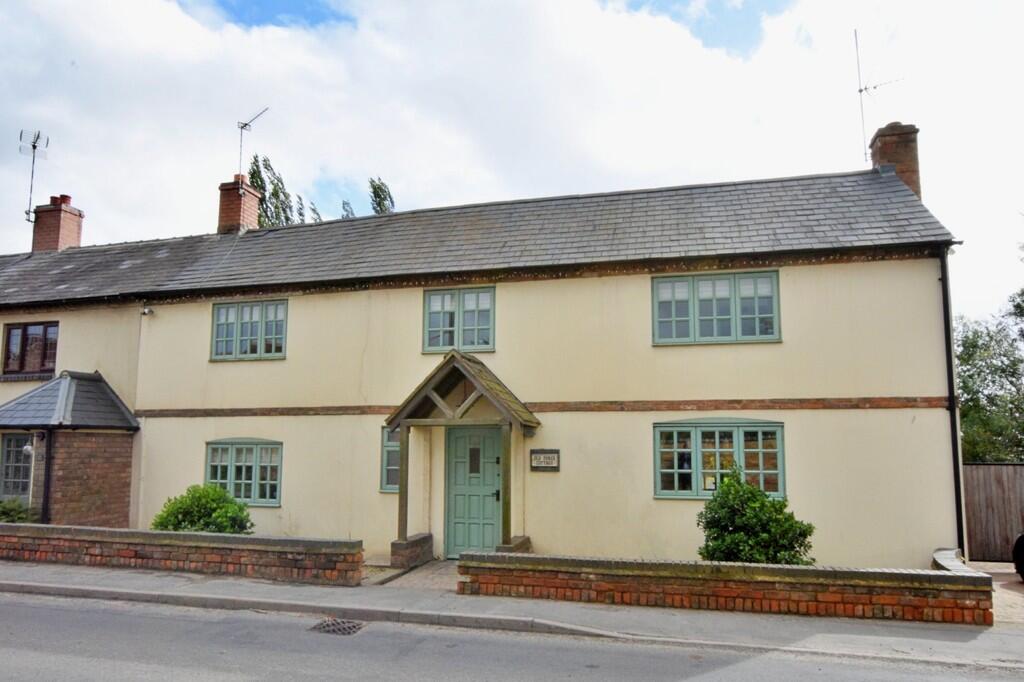 Main image of property: Rugby Road, Brinklow