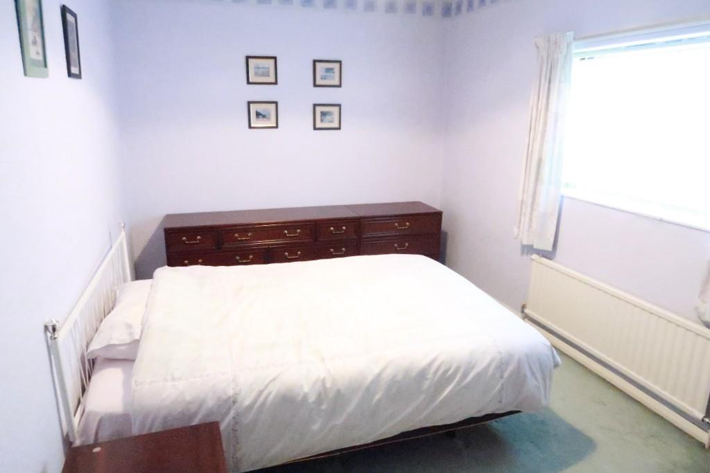 3 bedroom semidetached house for sale in Brynglas Avenue