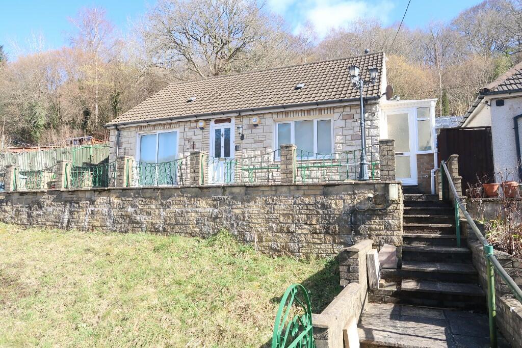 2 bedroom detached bungalow for sale in Commercial Street, Ynysddu, NP11