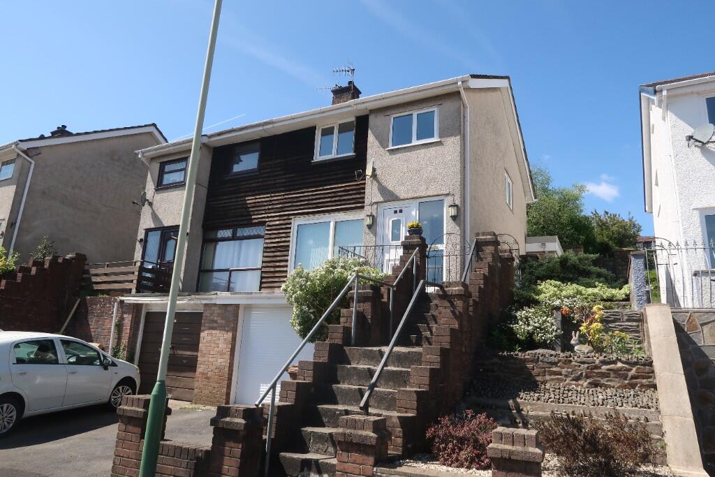 Main image of property: Manor Park, Newbridge, NP11