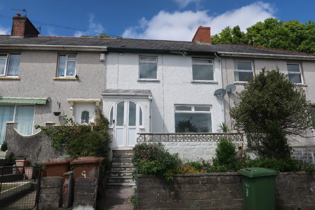 Main image of property: Bryngolau Terrace, Pontllanfraith, NP12