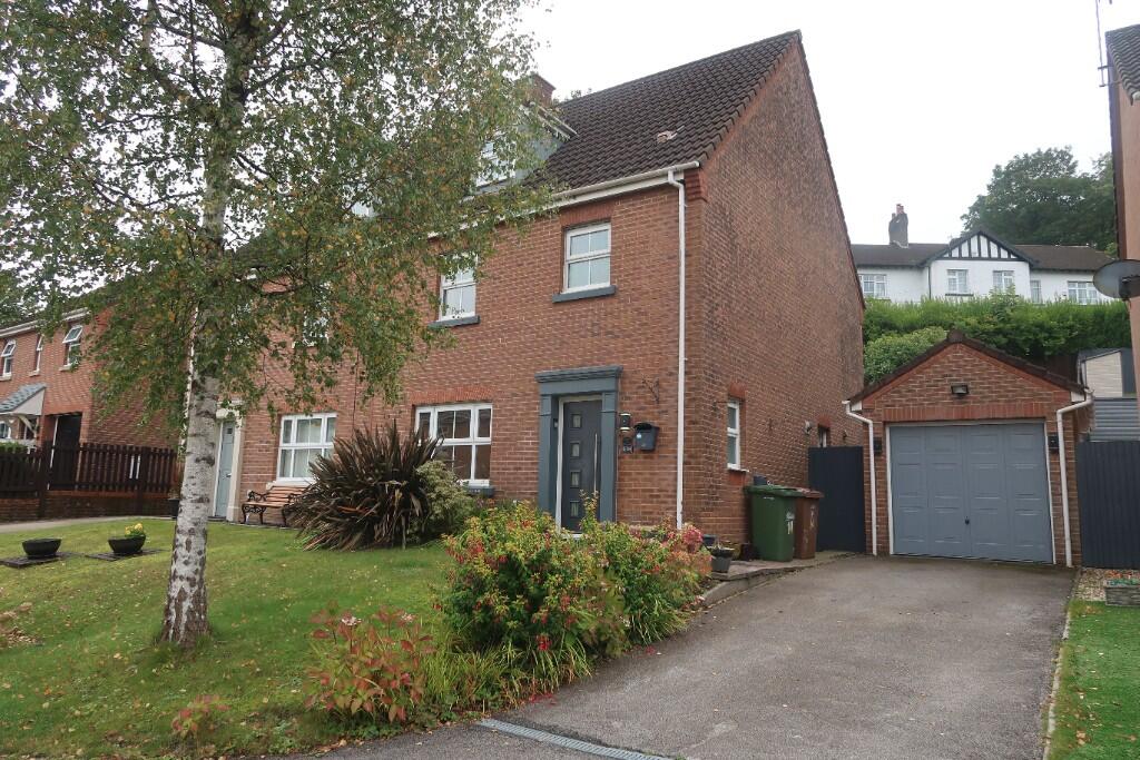 Main image of property: Cwm Braenar, Pontllanfraith, NP12