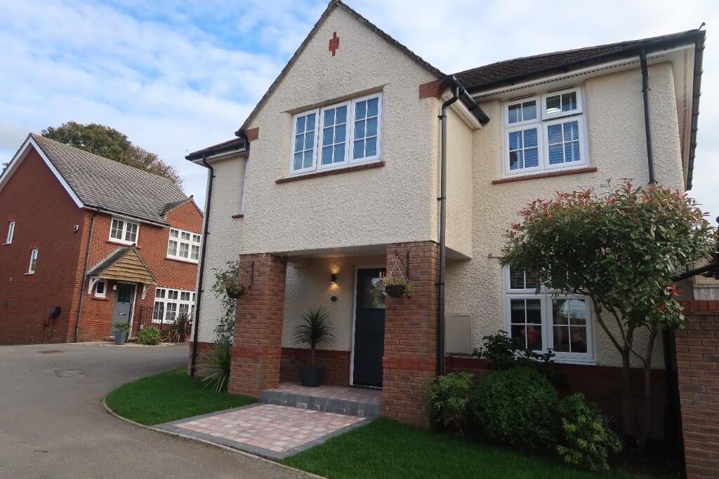 Main image of property: Maes Bengi, Oakdale, NP12