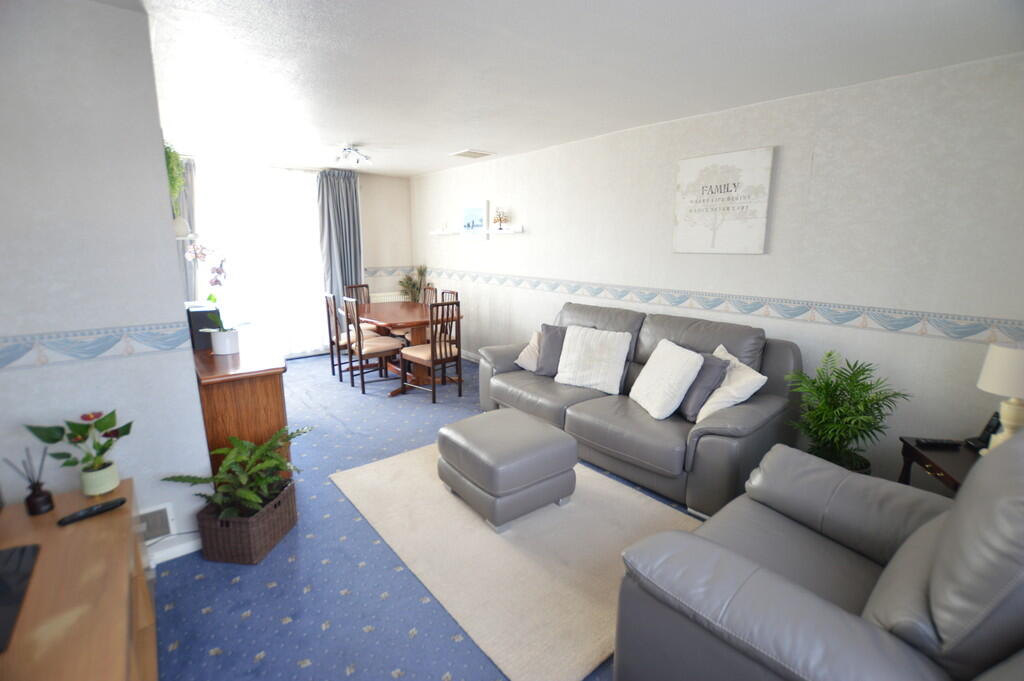 Main image of property: Borderside, Slough