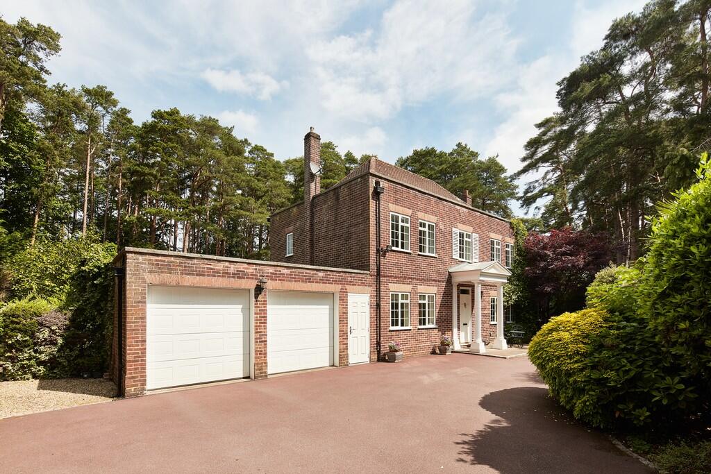 Main image of property: Dukes Covert, Bagshot