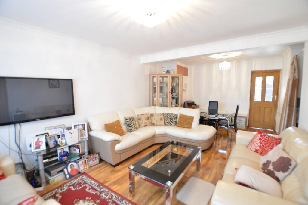 Main image of property: Parry Green South, Langley