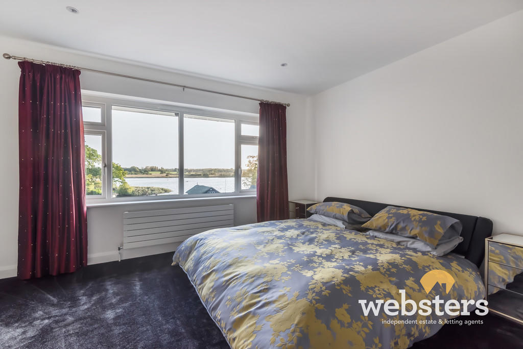 8 bedroom detached house for sale in Borrow Road, Lowestoft NR32