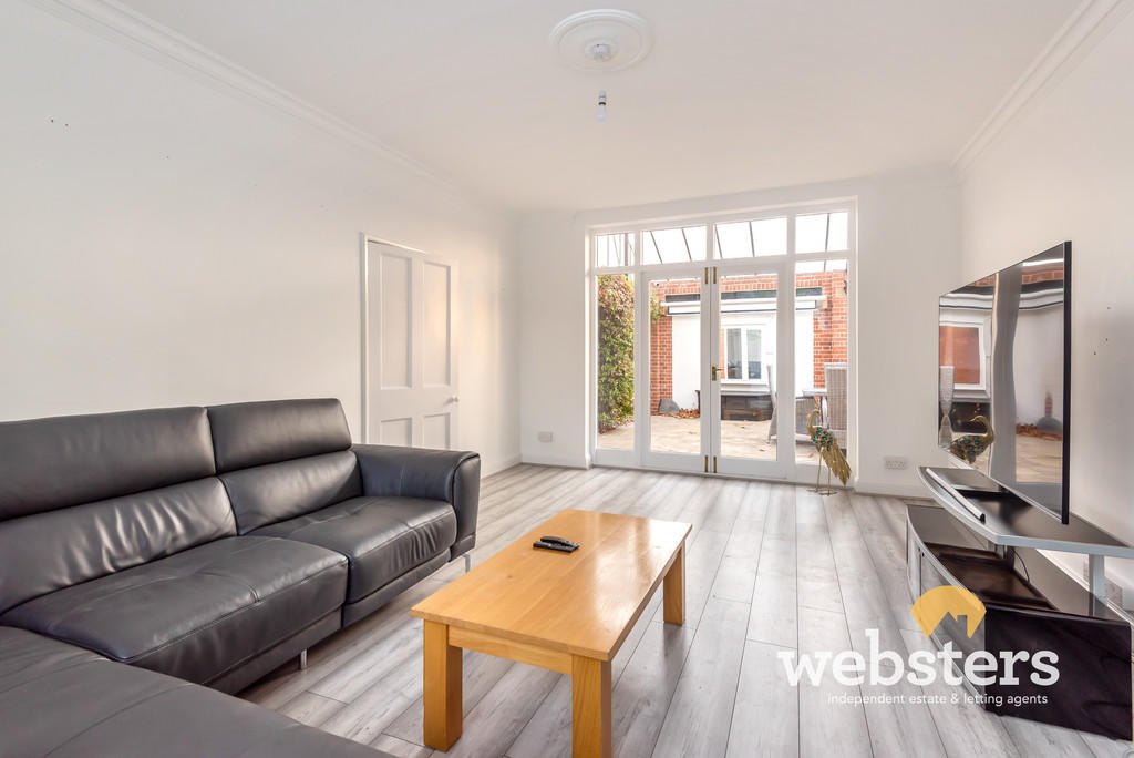 8 bedroom detached house for sale in Borrow Road, Lowestoft NR32