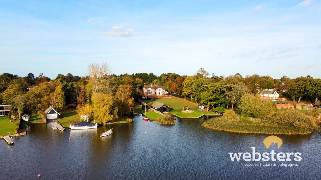 8 bedroom detached house for sale in Borrow Road, Lowestoft NR32