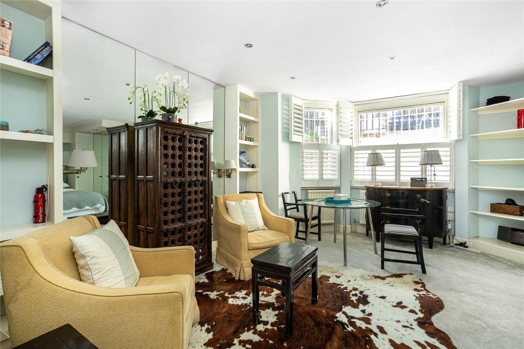 Studio apartment for sale in Roland Gardens, South Kensington, London, SW7