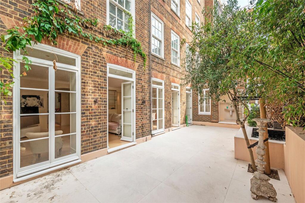 Main image of property: Onslow Court, Drayton Gardens, London, SW10