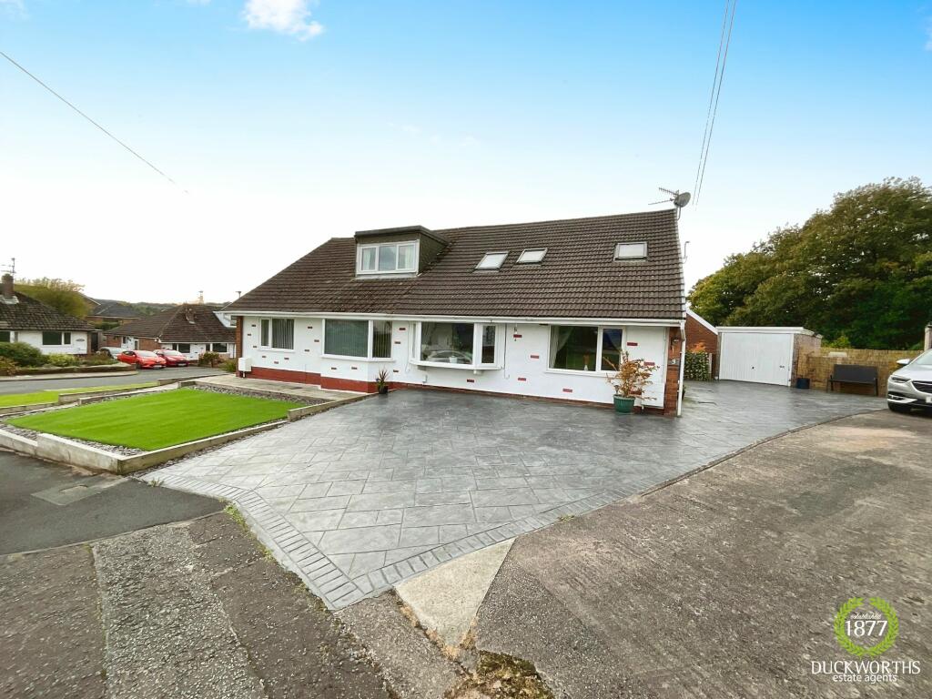 Additional property image - Kingsway, Lower Darwen, BB3