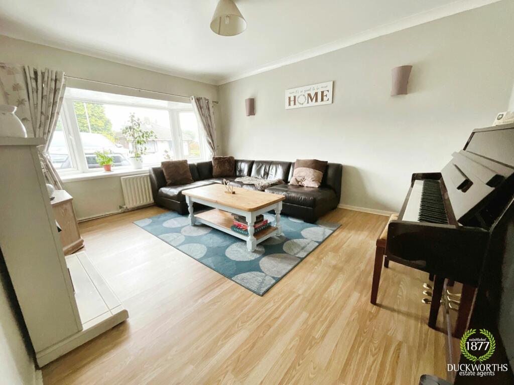 Additional property image - Kingsway, Lower Darwen, BB3