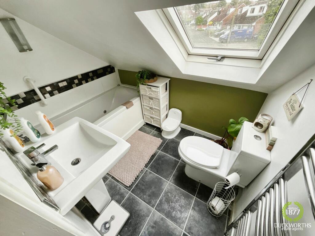 Additional property image - Kingsway, Lower Darwen, BB3