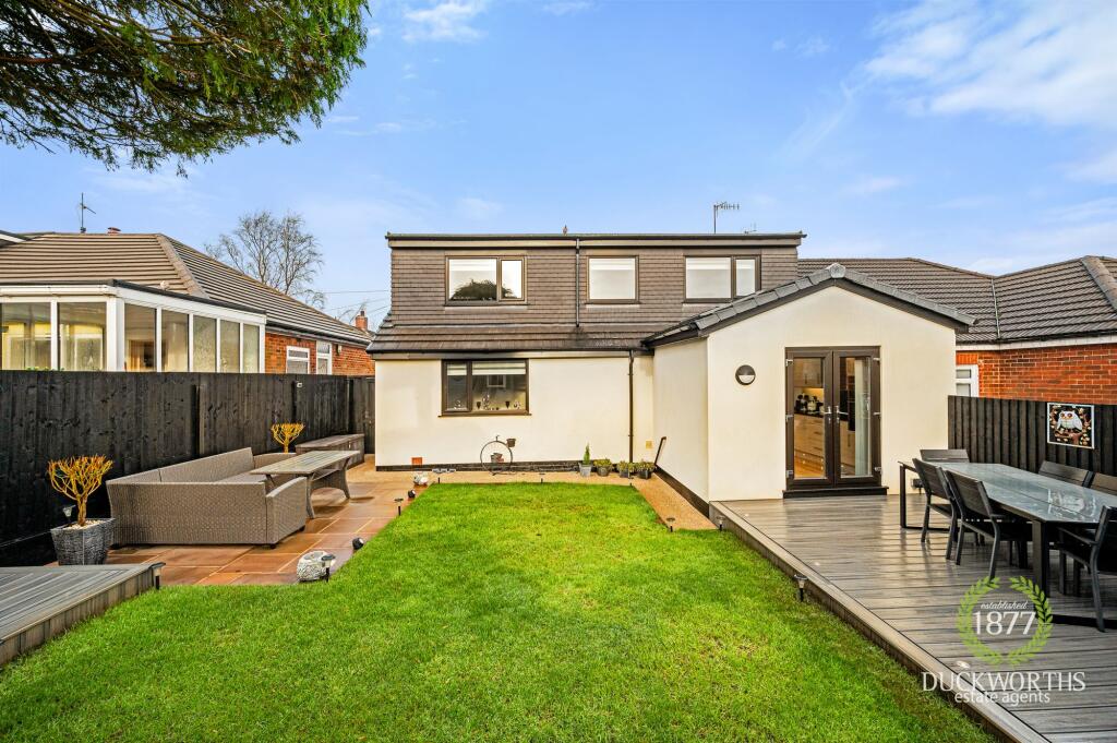 Additional property image - Earnsdale Avenue, Darwen, BB3