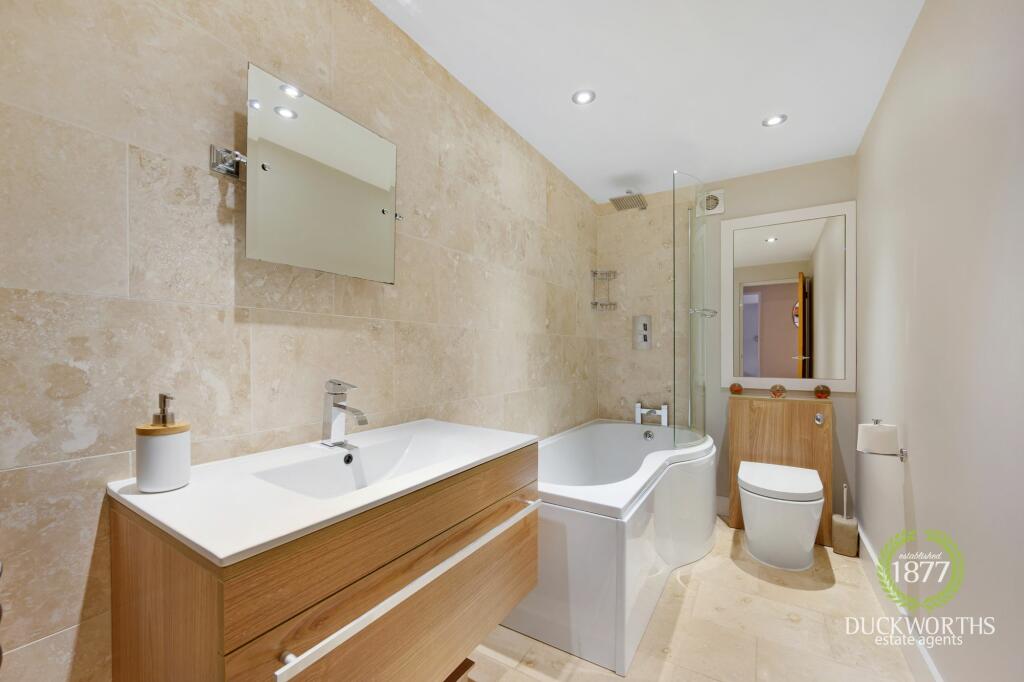 Additional property image - Earnsdale Avenue, Darwen, BB3