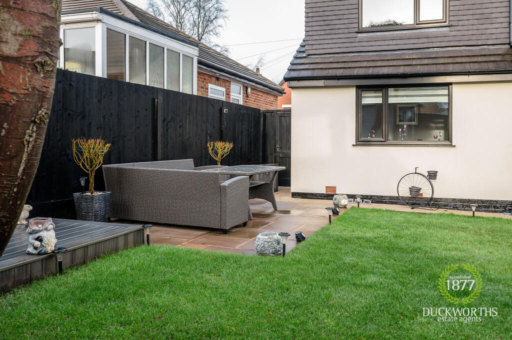 Additional property image - Earnsdale Avenue, Darwen, BB3