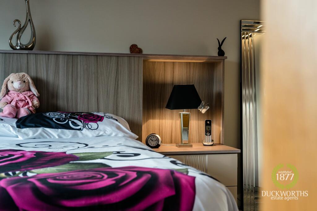 Additional property image - Earnsdale Avenue, Darwen, BB3