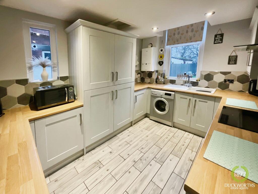 Additional property image - Sandy Lane, Darwen, BB3