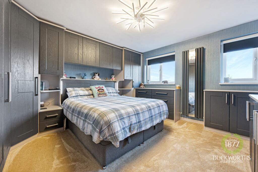 Additional property image - Spire Close, Darwen, BB3
