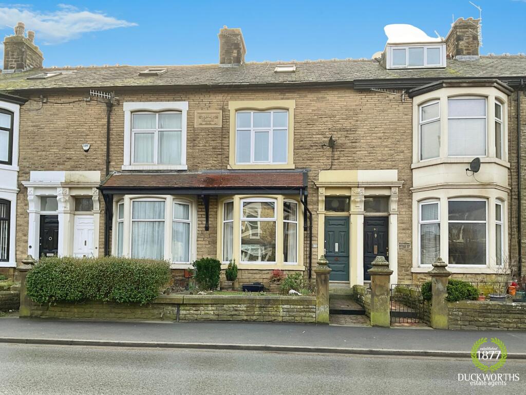 5 bedroom terraced house