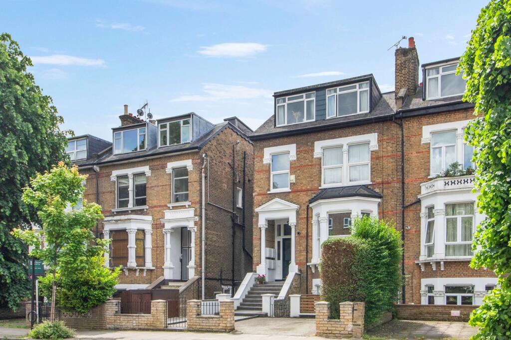 Main image of property: Queens Drive, London, N4