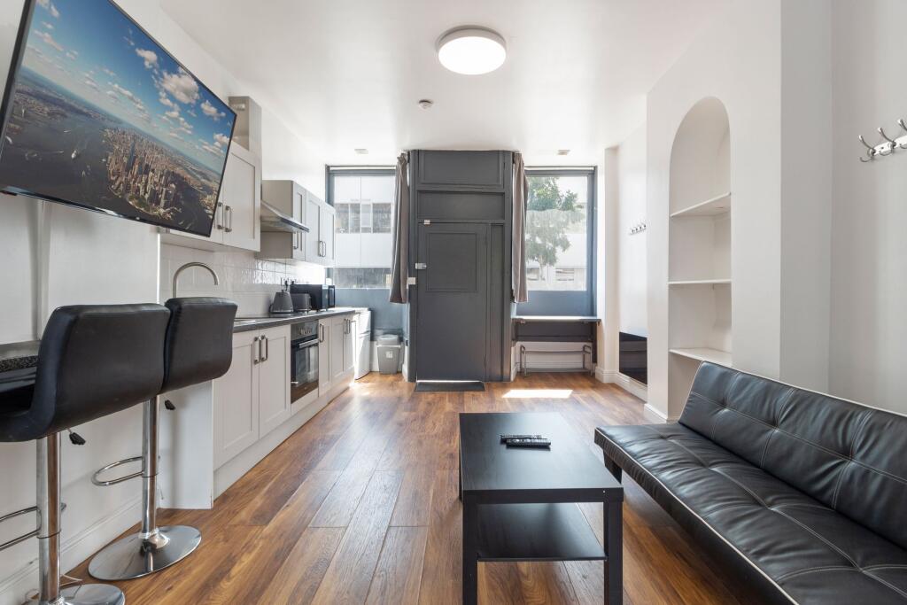 Main image of property: Aubert Park, London, N5