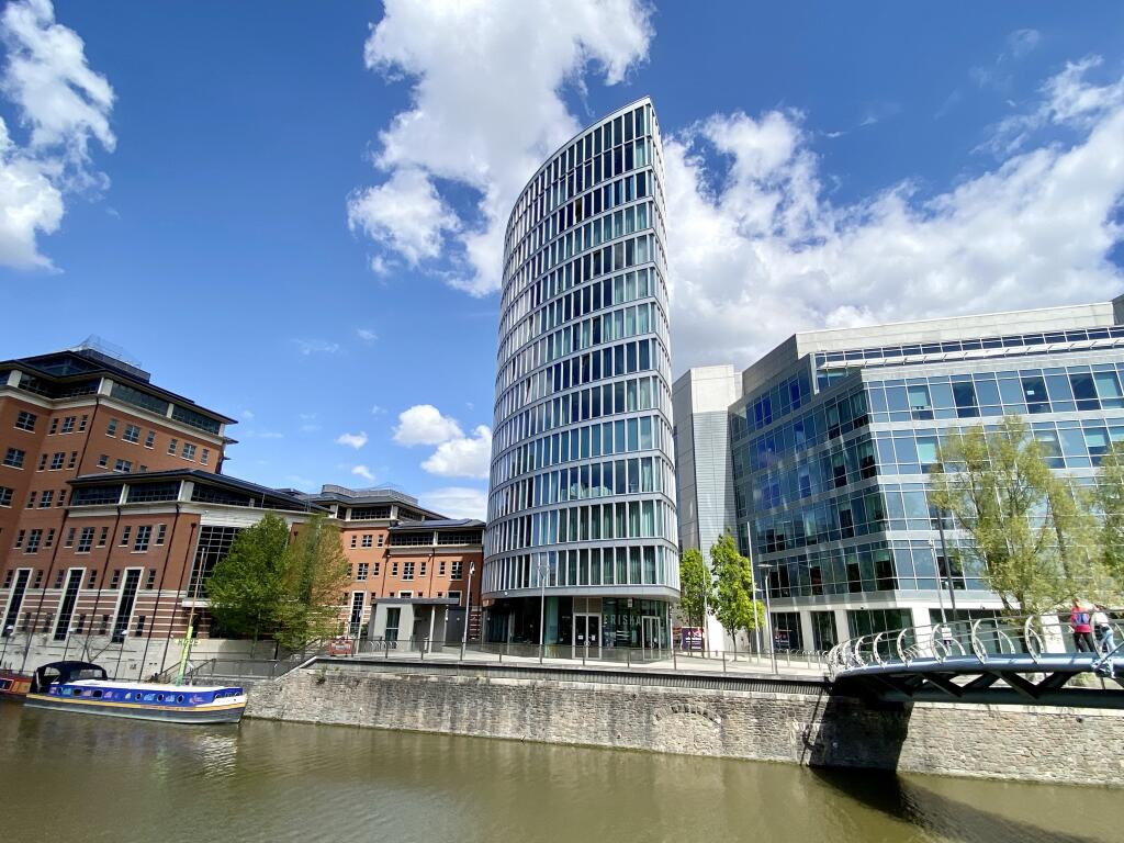 Studio apartment for rent in Temple Quay, The Eye, BS2 0DW, BS2