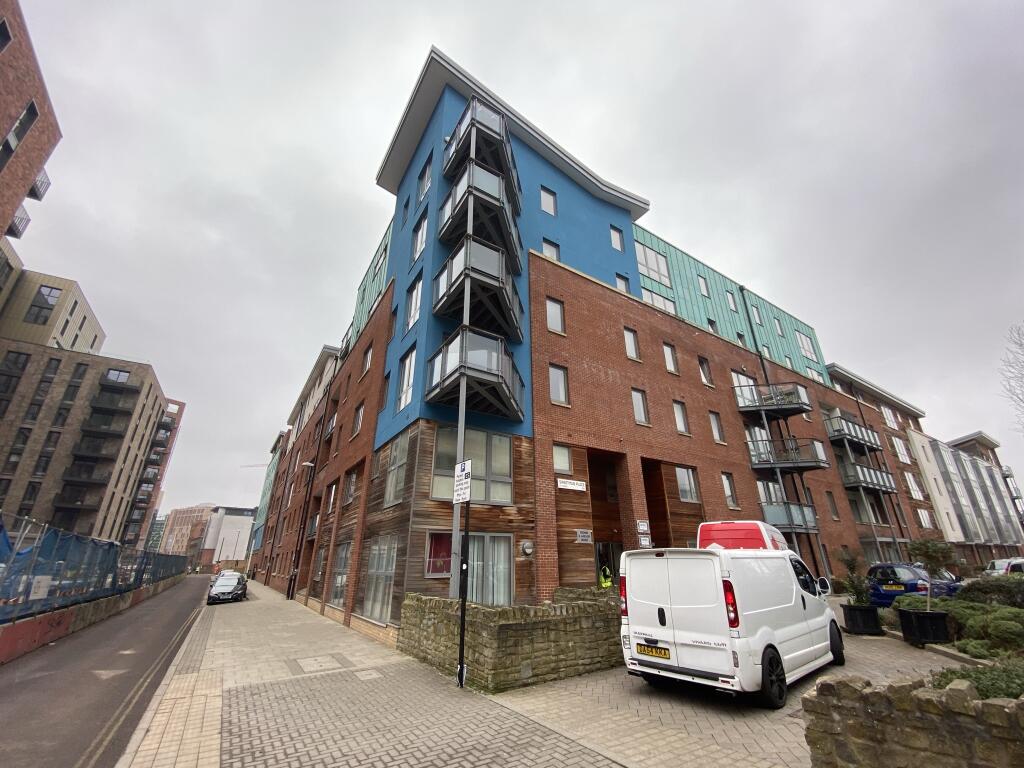 Main image of property: (LET) City Centre, Crown & Anchor House, BS2 0JN