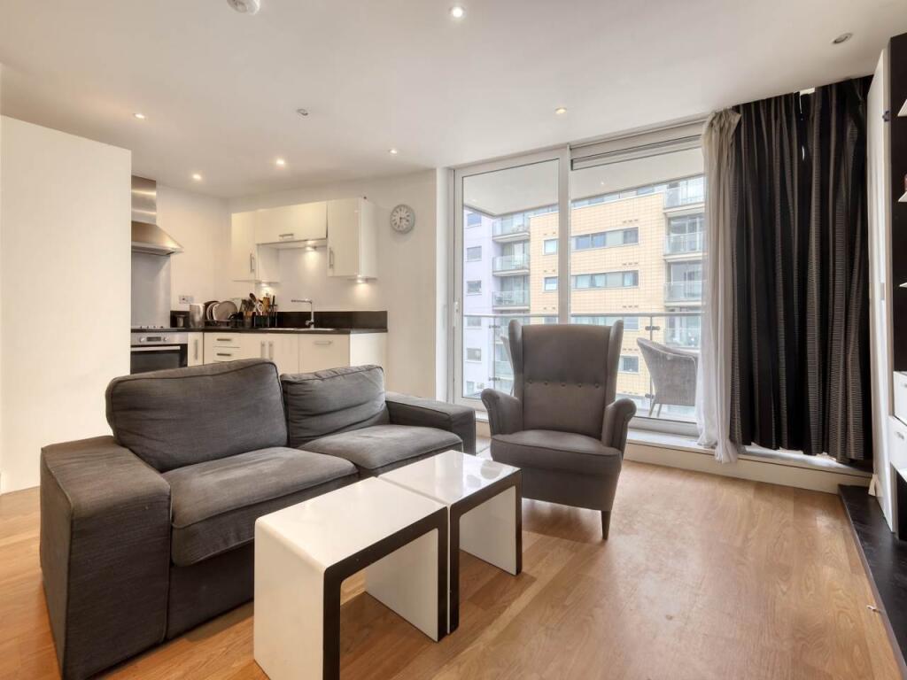 Main image of property: The Mast, Albert Basin Way, London