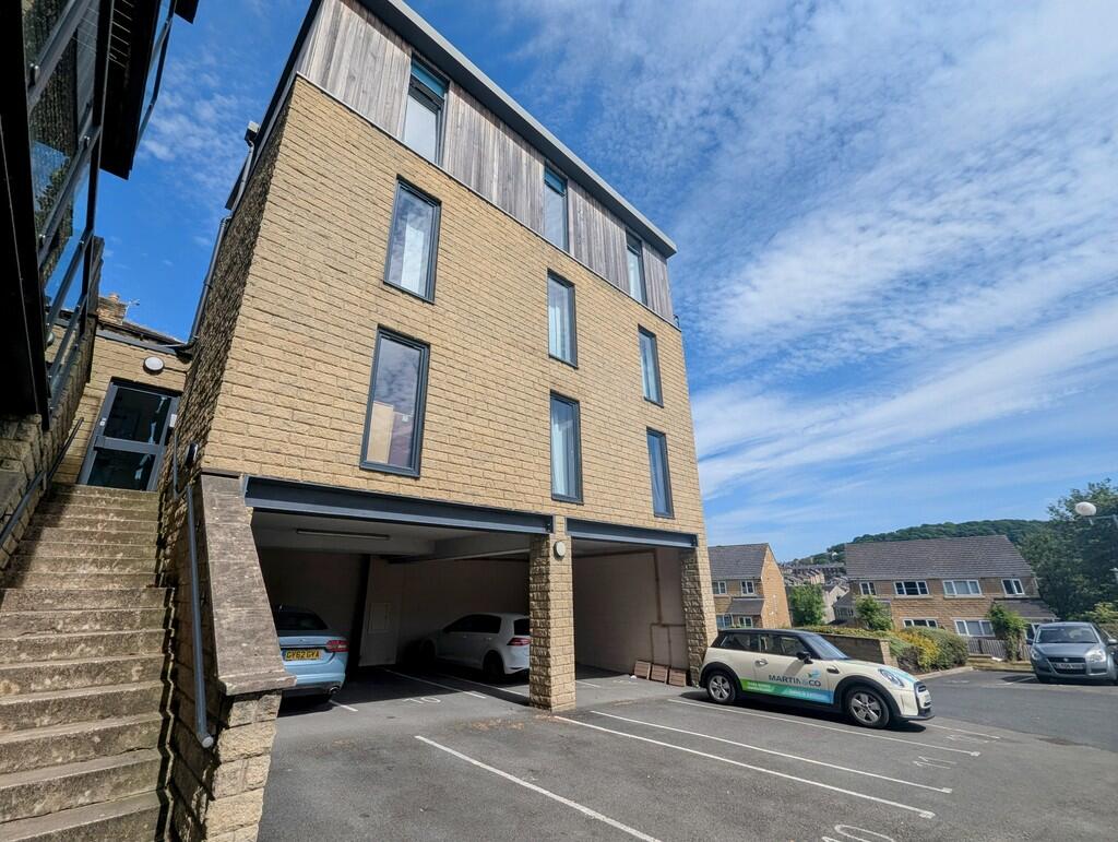 Main image of property: Aspley Heights, Moldgreen