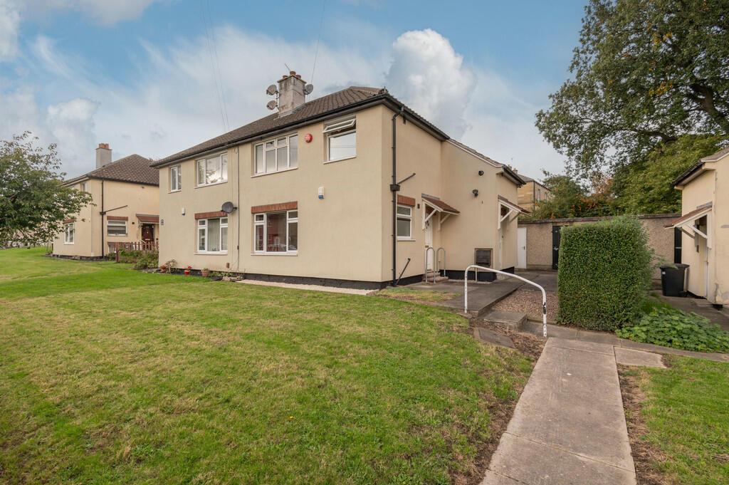 1 bedroom flat for sale in Tolson Crescent, Dalton, HD5