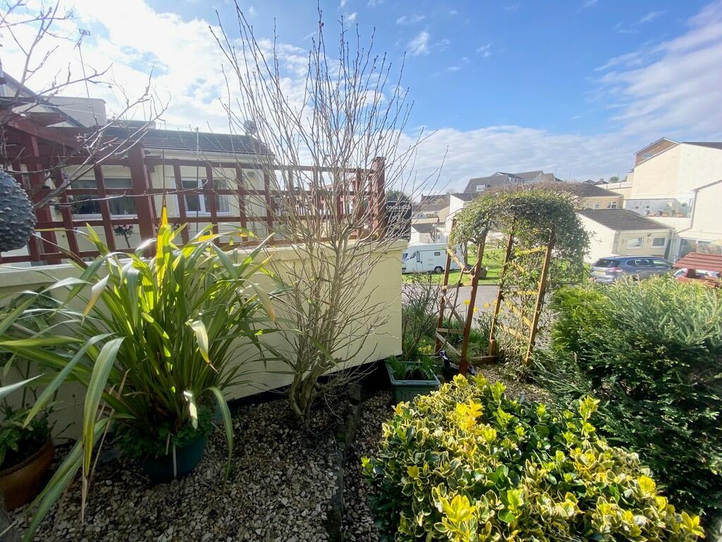 Additional property image - Ashcombe Gardens, Milton