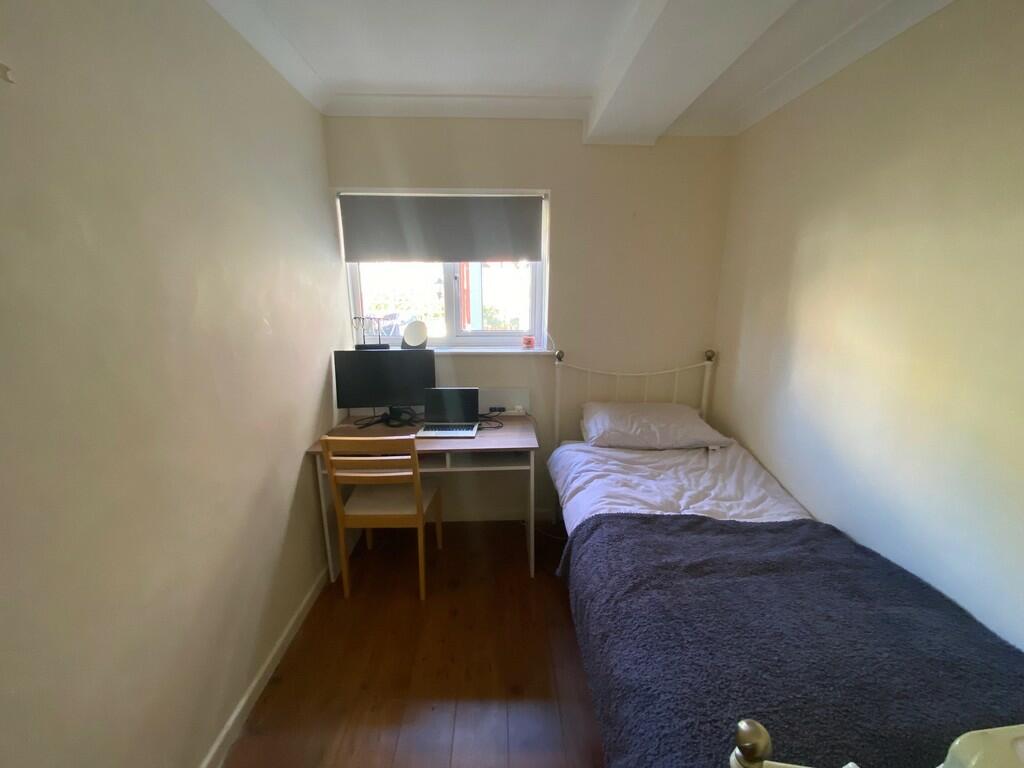 Additional property image - Ashcombe Gardens, Milton