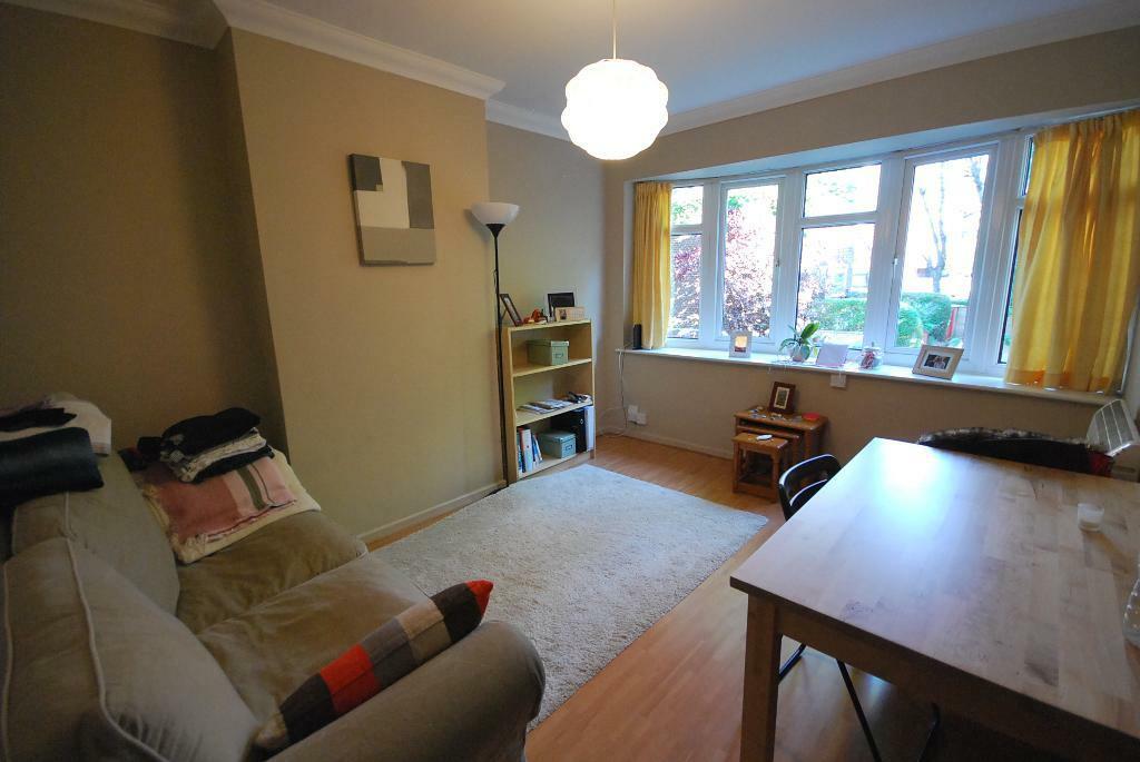 1 bedroom flat for sale in Aldborough Close, Withington, Manchester