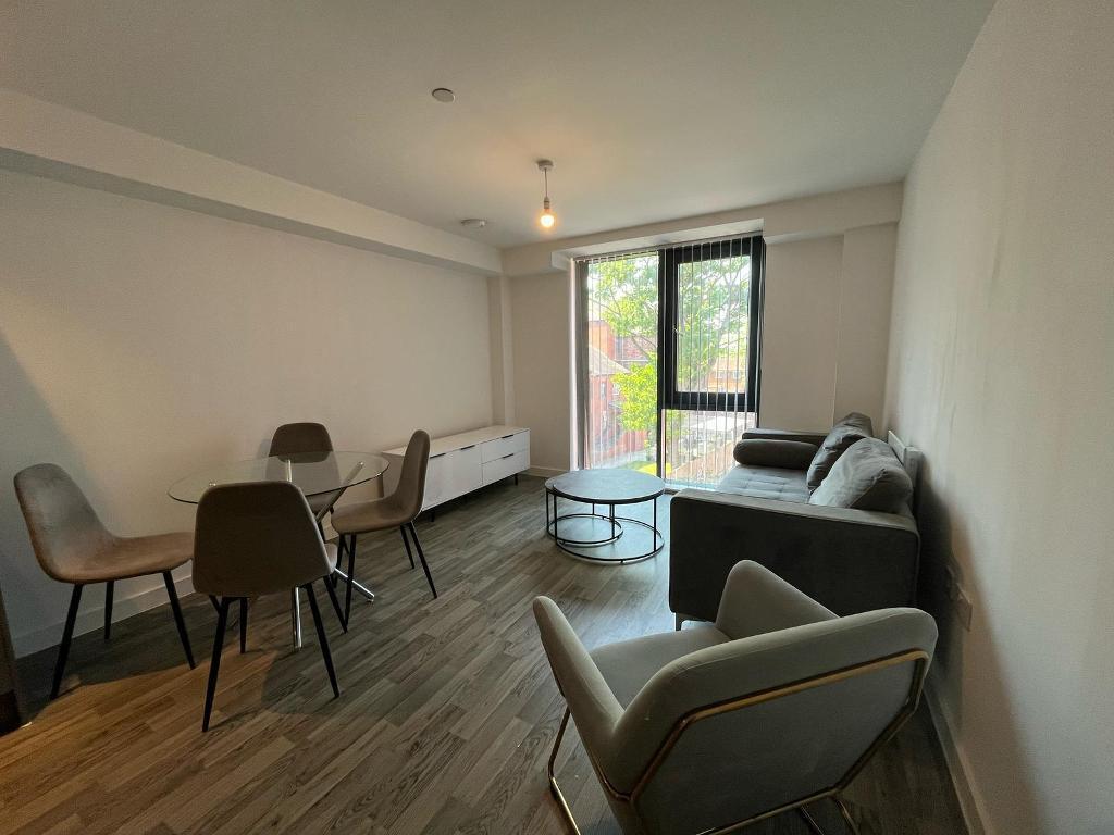 Main image of property: Stockport Road, Ardwick, Manchester, M13 0BR