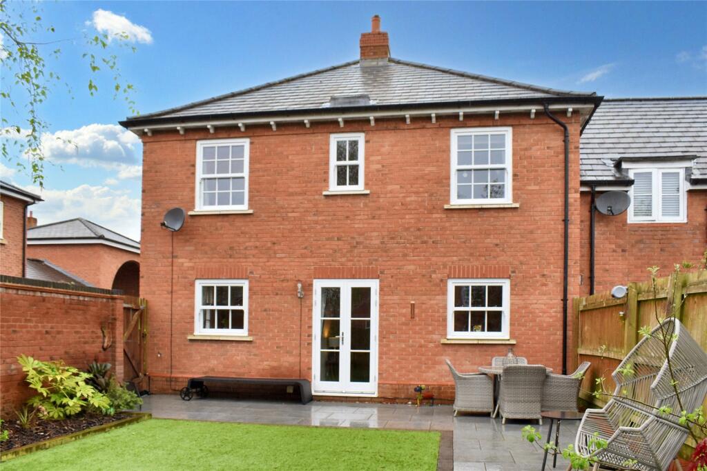 4 bedroom semidetached house for sale in Salters Court, Galton Way