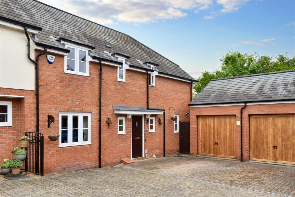 4 bedroom semidetached house for sale in Salters Court, Galton Way