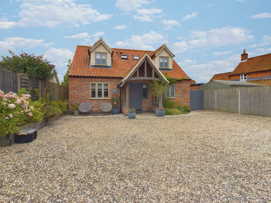 Main image of property: Malthouse Lane, Guist, Dereham