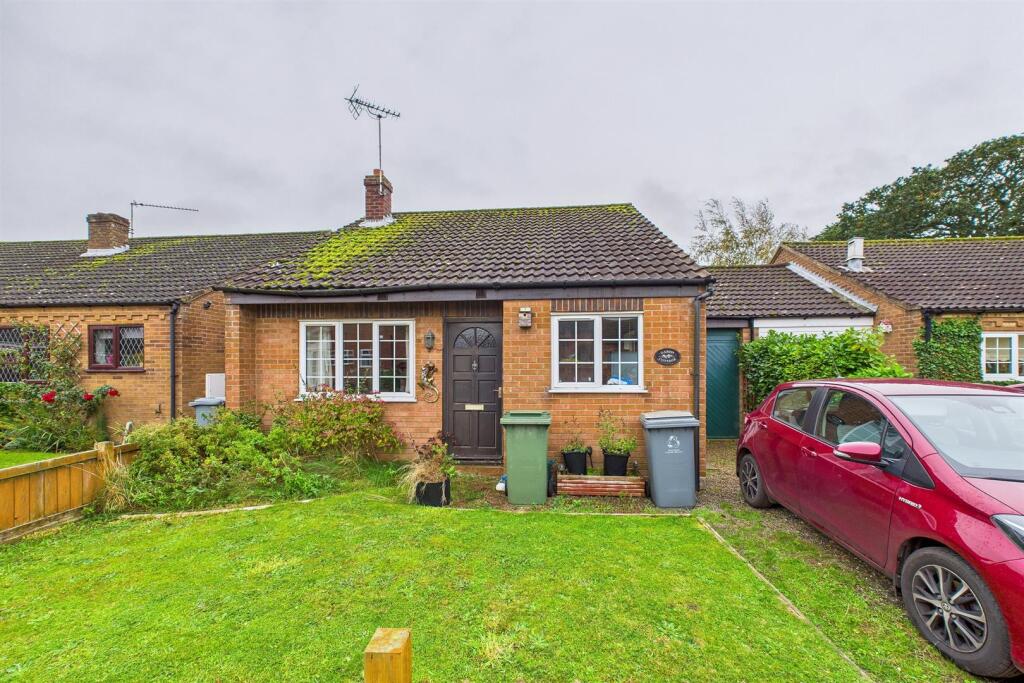 Main image of property: Chapel Close, Reepham
