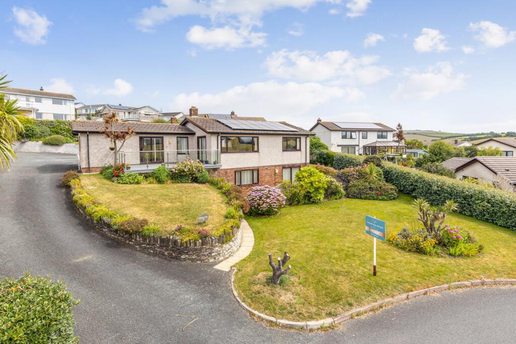 Main image of property: Crosslands, Thurlestone, Kingsbridge, TQ7