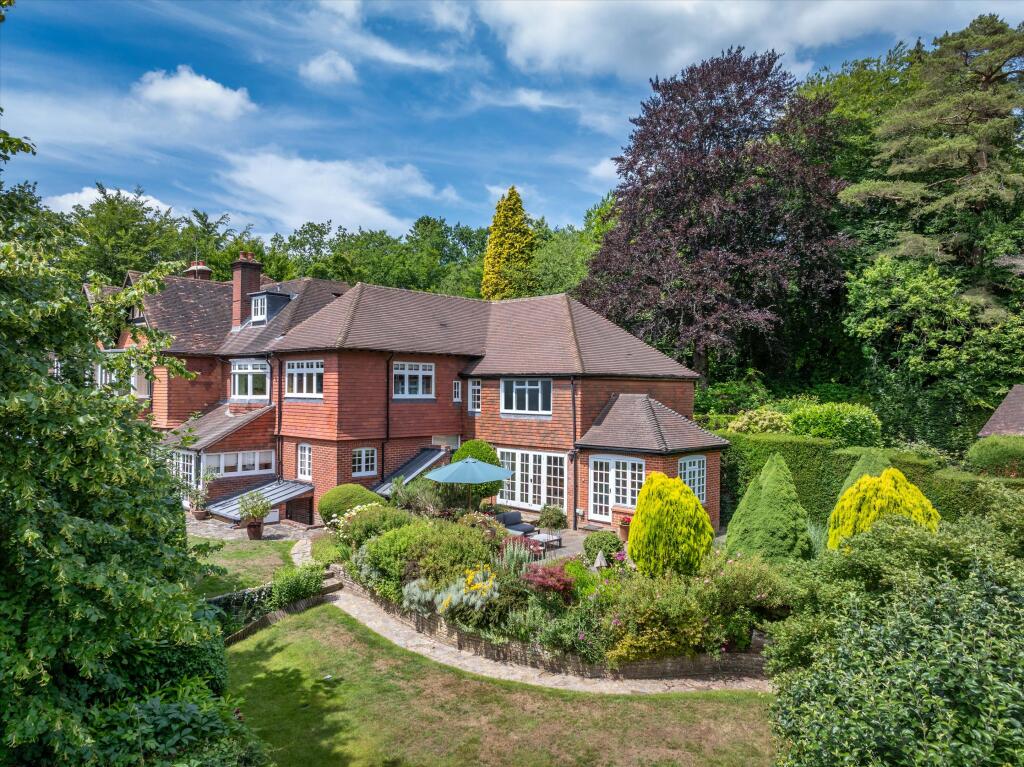 Main image of property: Farnham Lane, Haslemere, Surrey, GU27