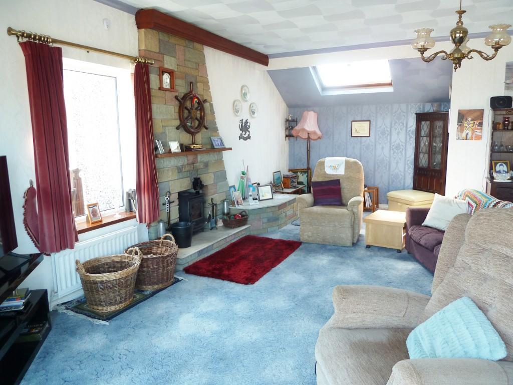 4 bedroom detached house for sale in Moelfre, LL72