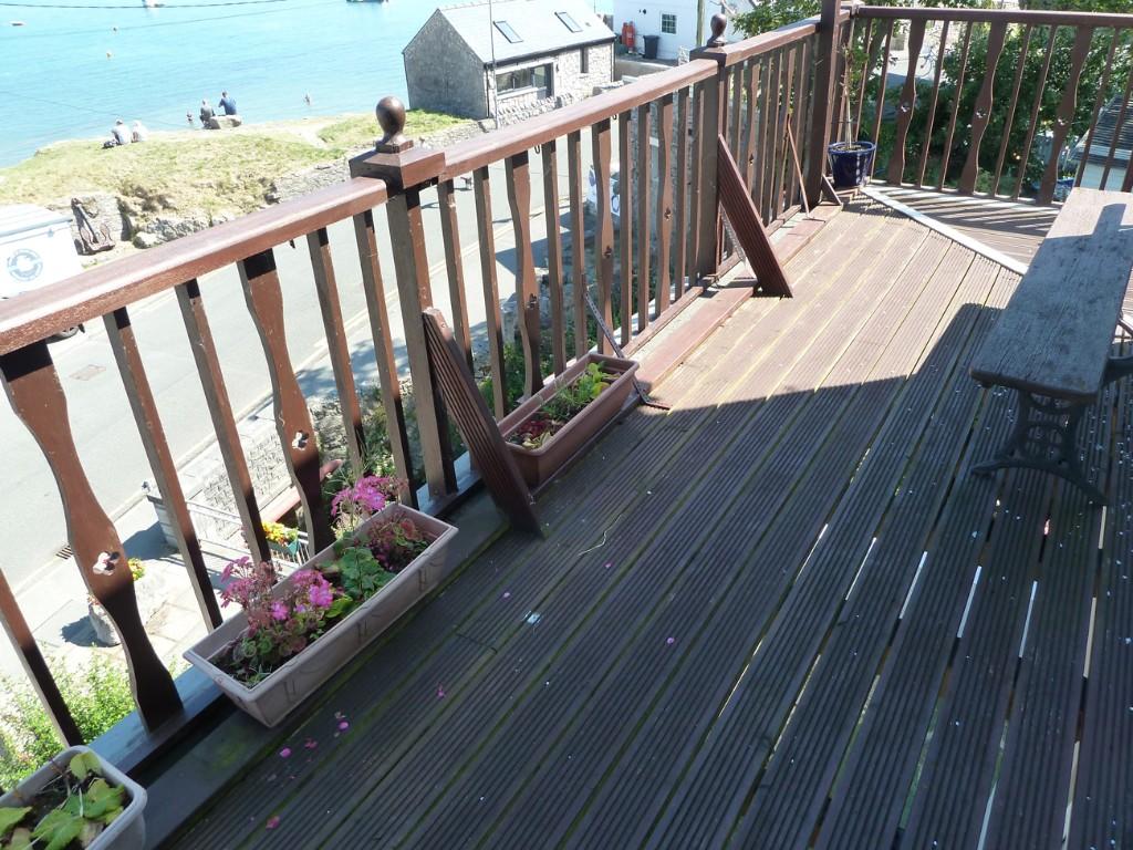 4 bedroom detached house for sale in Moelfre, LL72