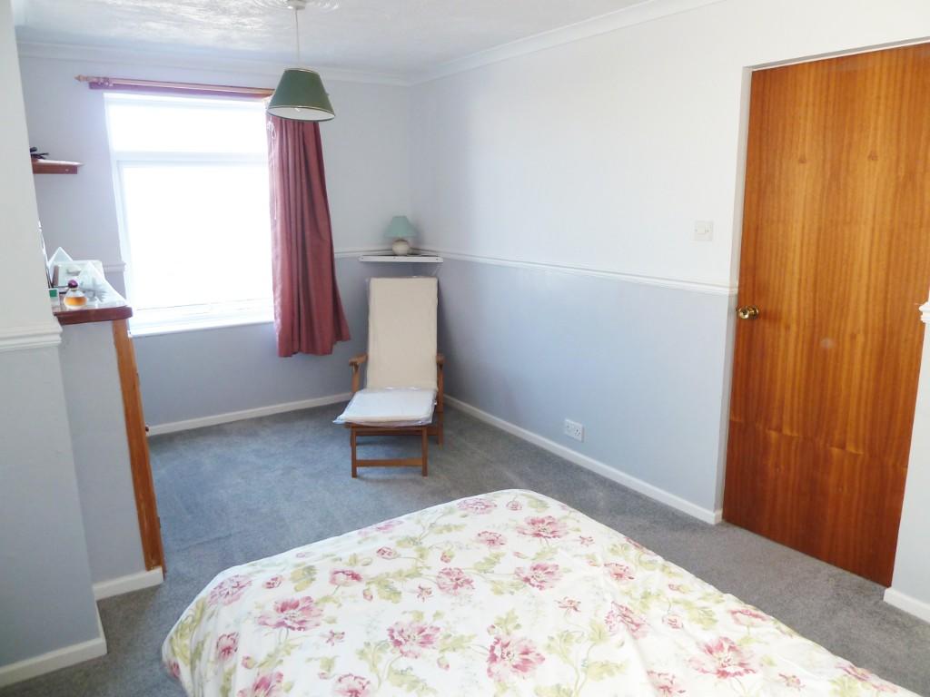 4 bedroom detached house for sale in Moelfre, LL72