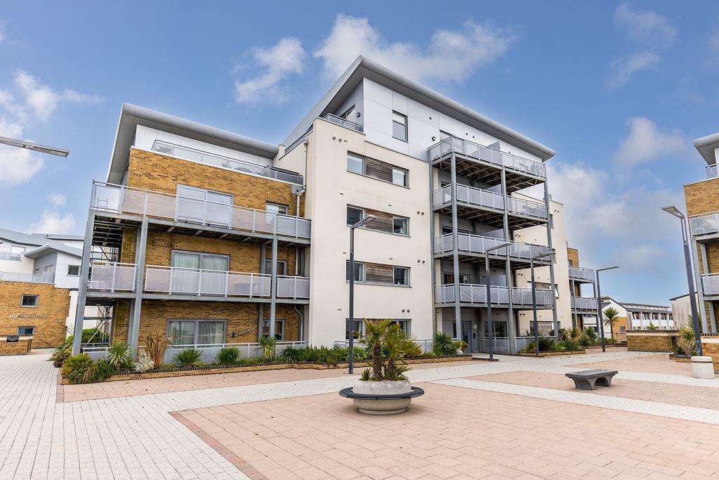 2 bedroom apartment for sale in Stone Close, Poole, BH15