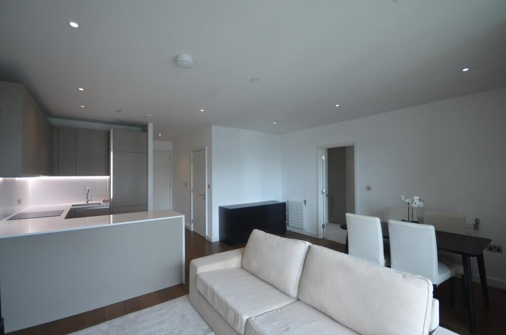 Main image of property: Pienna Apartments, Elvin Gardens